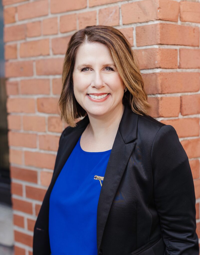 Alissa Sklar, Ph.D. marketing and communications strategy consultant